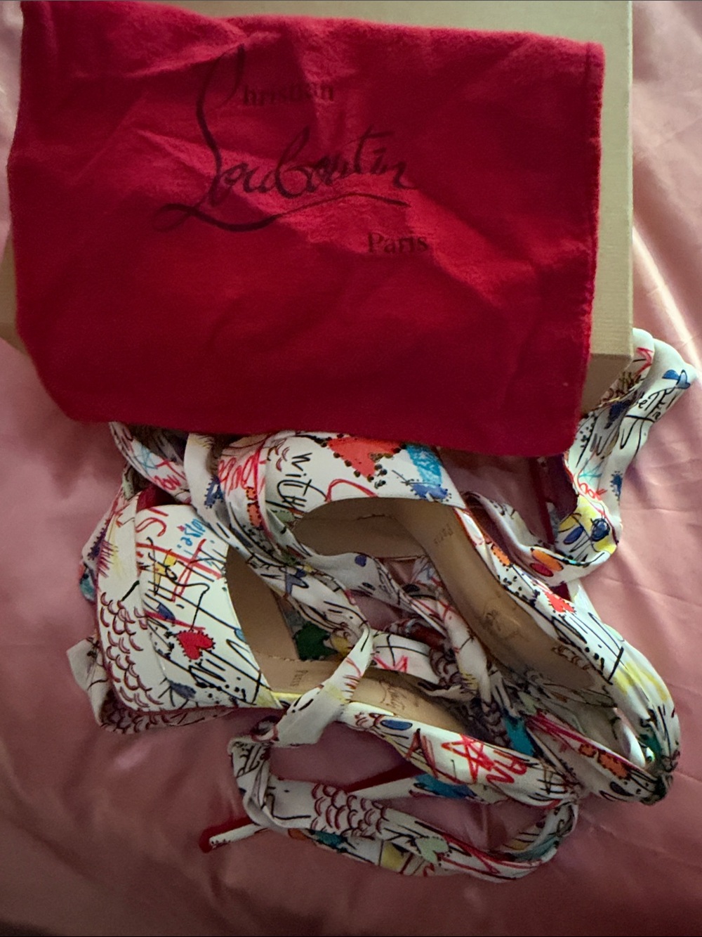 Christian Louboutin White Graffiti Print Wedge Sandals and clutch bag - Picture 8 of 9